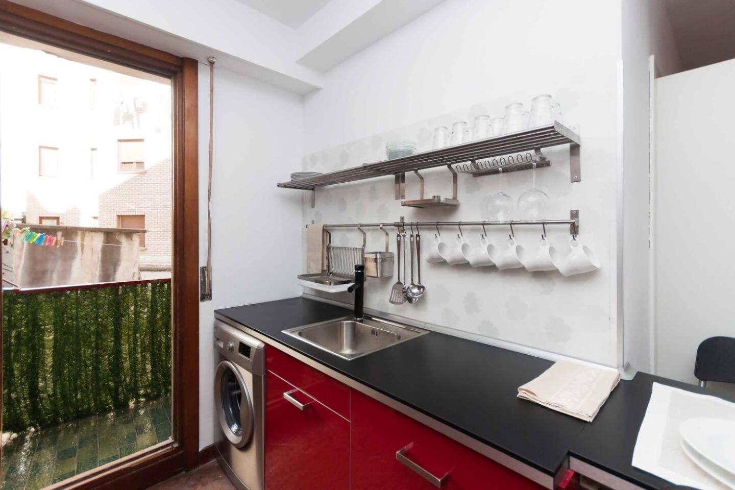 Apartamento Con Parking Privado Cerca De Zurriola San Sebastián Dış mekan fotoğraf